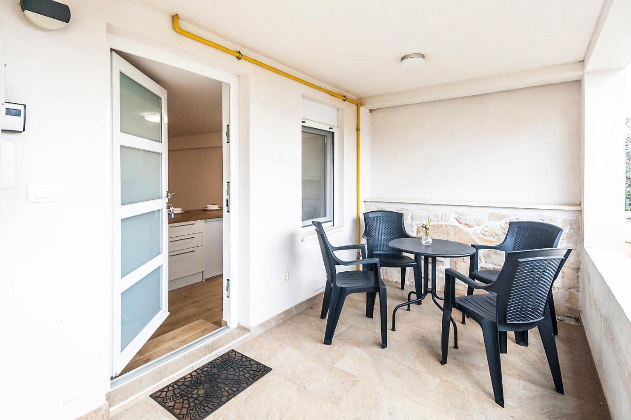 Studio & Apartment 'The Roots Apartments' Near Pula, Istria, Croatia Exterior photo