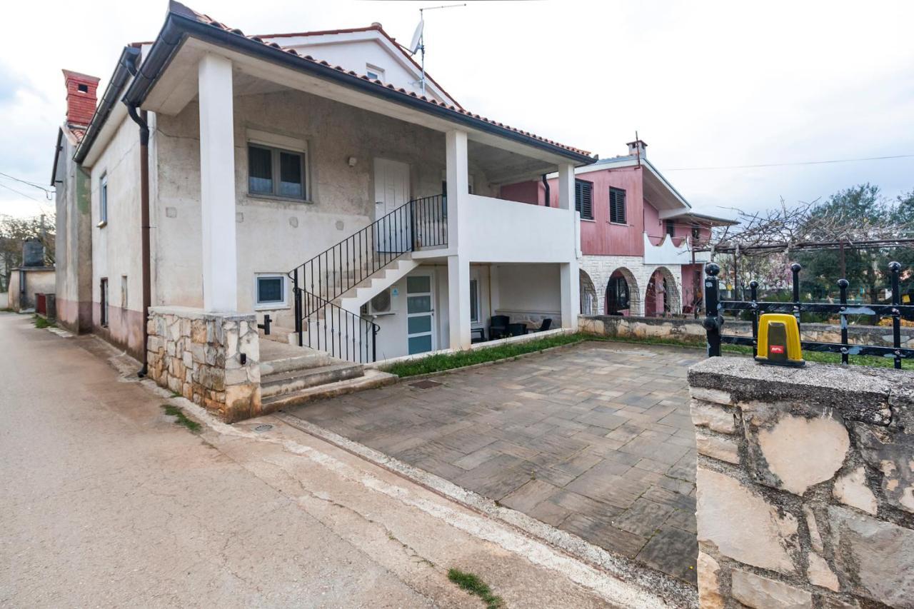 Studio & Apartment 'The Roots Apartments' Near Pula, Istria, Croatia Exterior photo